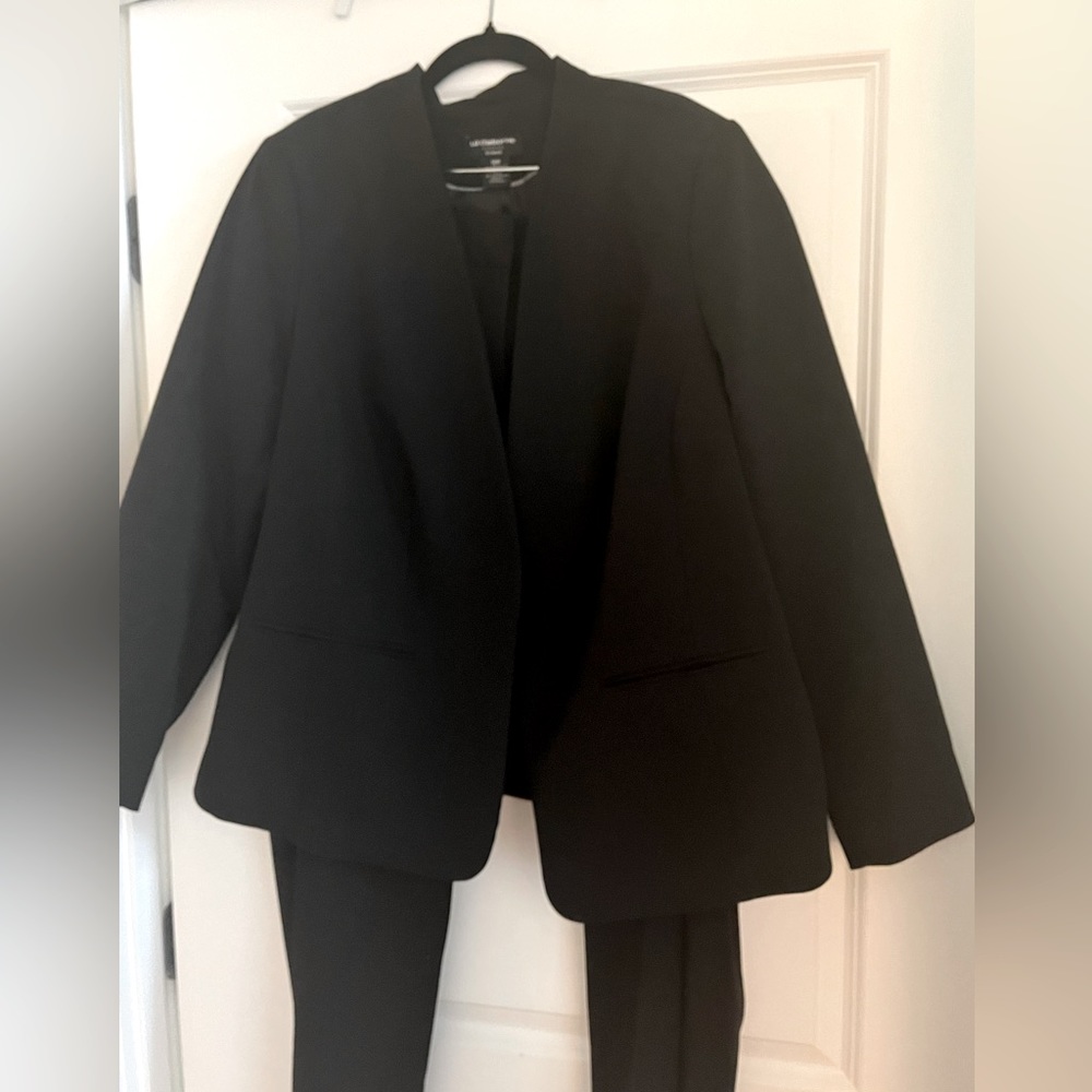 Liz Claiborne size 18w suit